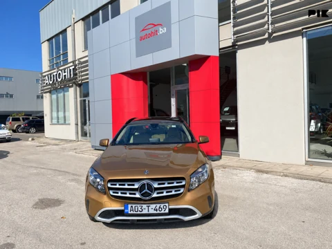 Mercedes-Benz GLA 180 2017 – polovno vozilo AutoHit Vogošća
